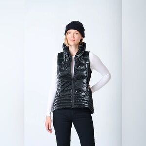 ANORAK The Stitched Fashion Puffer Vest Duck Down Feathers Waterproof Med NWT